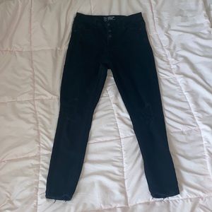 No boundaries high rise skinny jeans